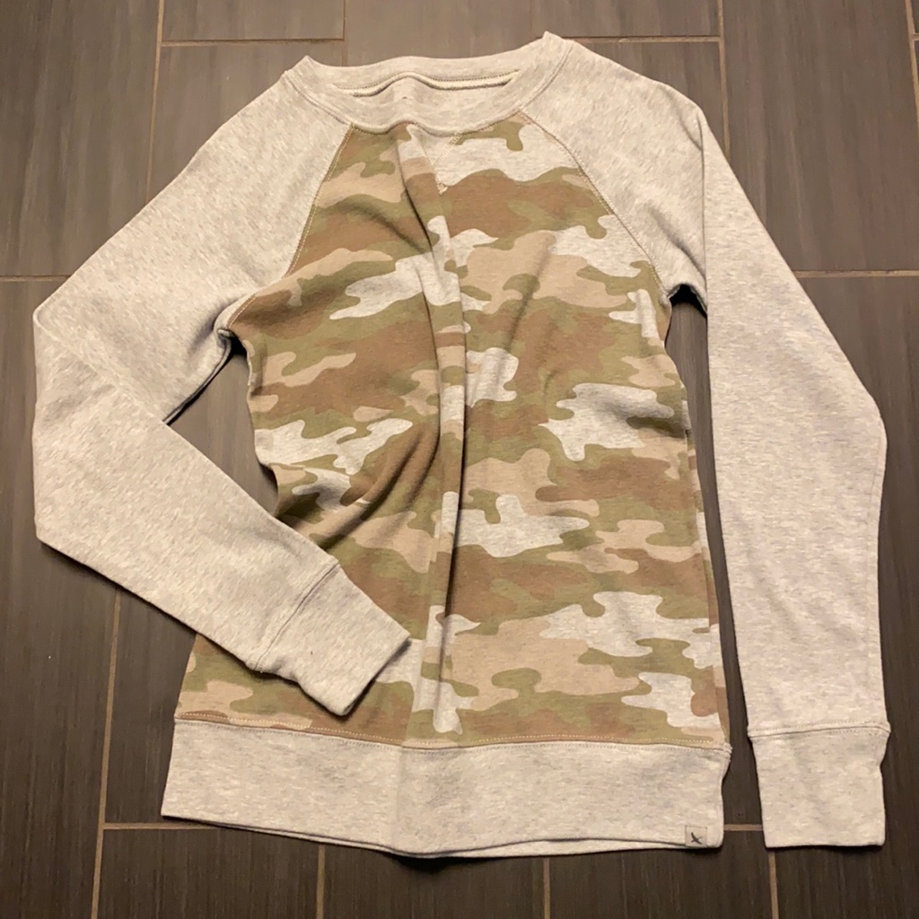 Brand New Eddie Bauer Camo Sweatshirt